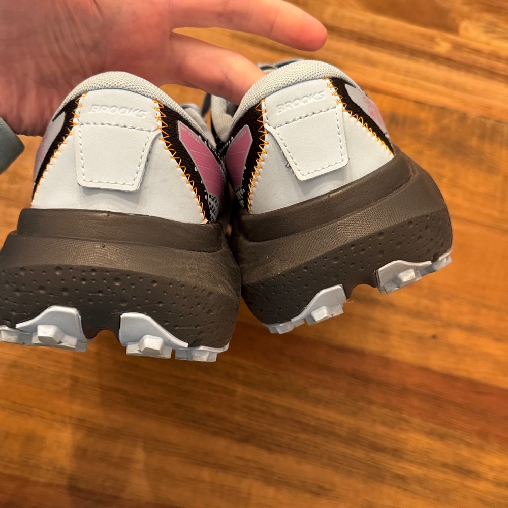 Brooks Caldera Blue and black Athletic Shoes - Picture 5 of 9